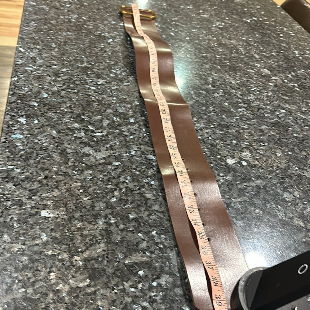 wide women  leatherbelt - Picture 6 of 7